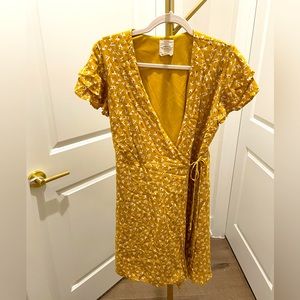 Harper Heritage | Yellow Wrap Dress | Size M